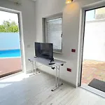 Labirint King Apartman Medulin