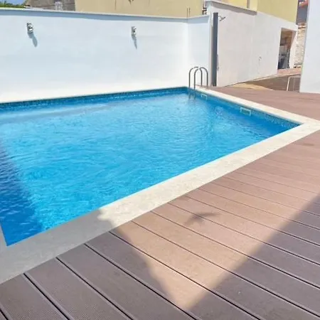 Labirint King Апартаменты Медулин