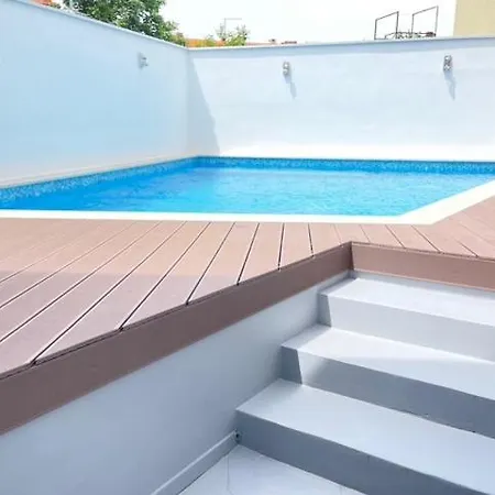 Апартаменты Labirint King Медулин