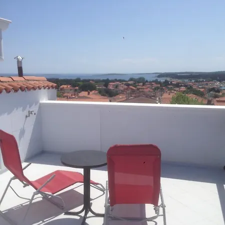 Labirint King Апартаменты Медулин