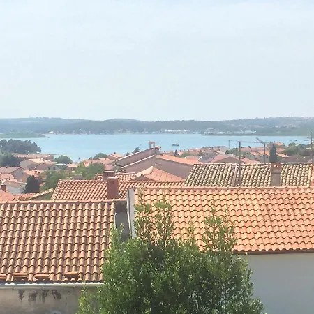 Апартаменты Labirint King Медулин