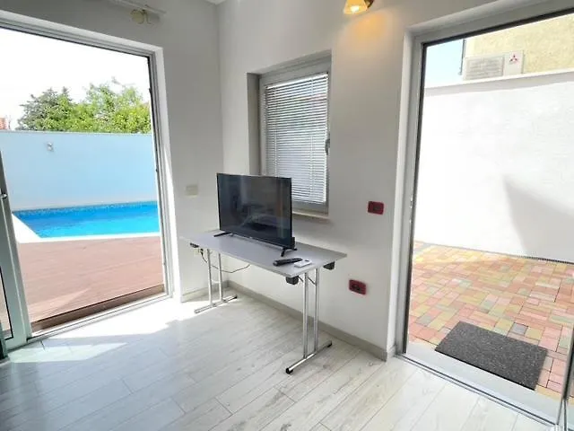 Labirint King Apartmán Medulin